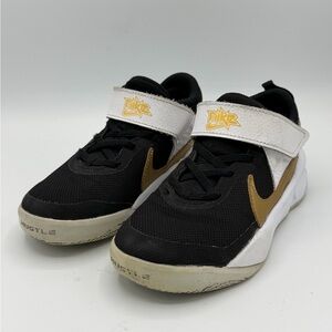 Nike Team Hustle D10 Basketball Shoes CW6736-002 Black Metalic Gold Size 12C